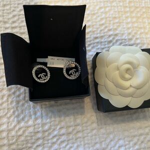 Chanel earrings with box